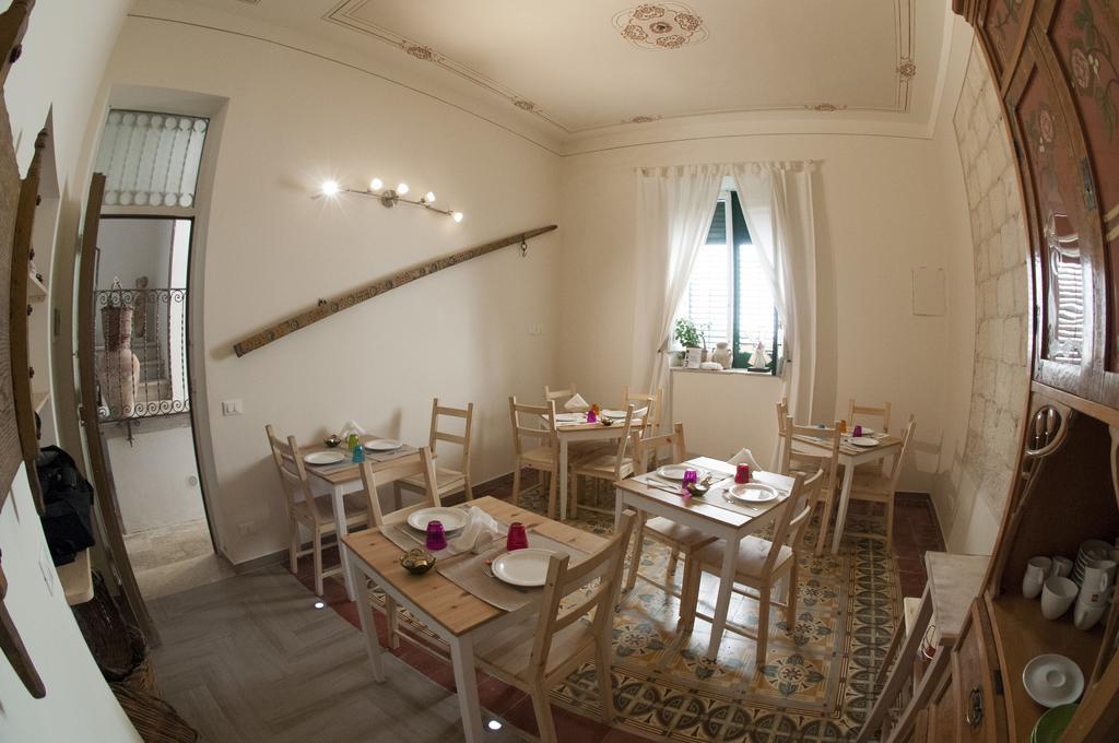 Boutique Rooms And Breakfast Granveliero Trapani Exterior photo