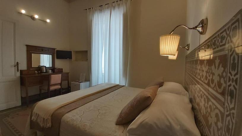 Boutique Rooms And Breakfast Granveliero Trapani Exterior photo